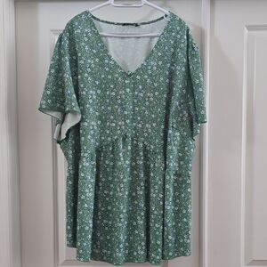 BloomChic Green Floral Top